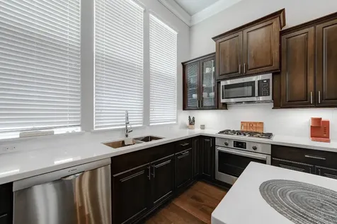 8648 Emnora Lane Houston TX 77080