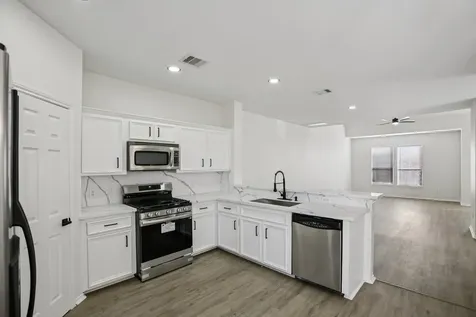 1705 Stuart Street Houston TX 77004