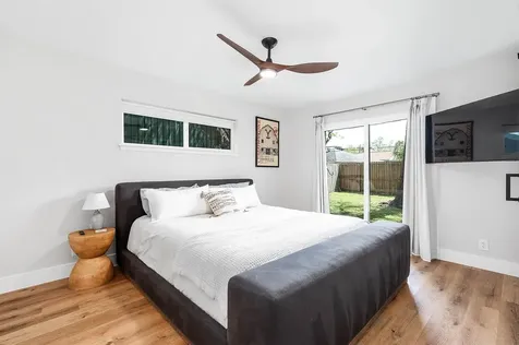 2506 Swan Court Houston TX 77058
