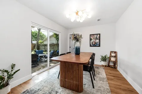 2506 Swan Court Houston TX 77058