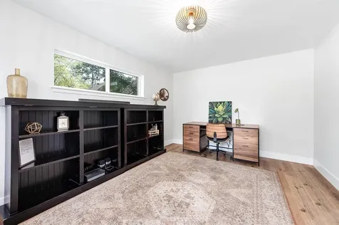 2506 Swan Court Houston TX 77058