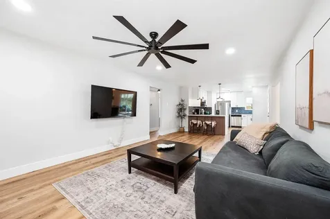 2506 Swan Court Houston TX 77058