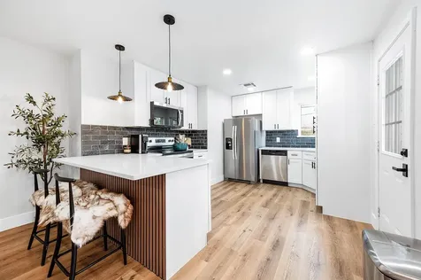2506 Swan Court Houston TX 77058
