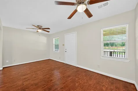 109 Meadows Street Cleveland TX 77328