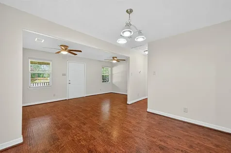 109 Meadows Street Cleveland TX 77328