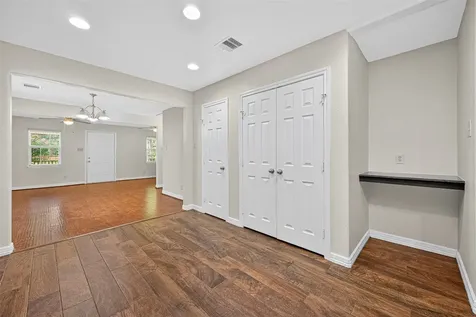 109 Meadows Street Cleveland TX 77328