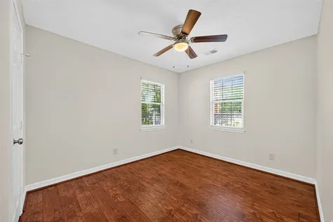 109 Meadows Street Cleveland TX 77328