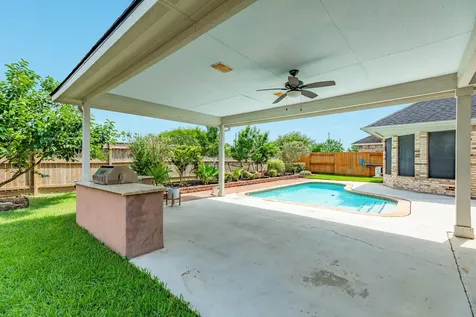 2814 Keagan Falls Drive Manvel TX 77578
