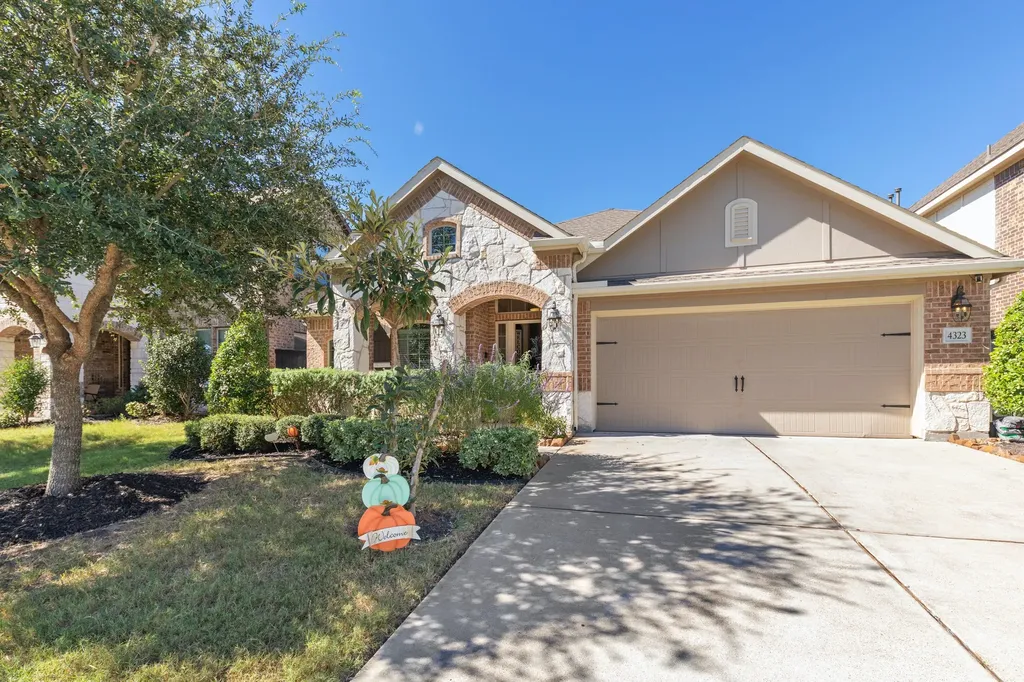 4323 Berry Bend Lane Richmond TX 77406