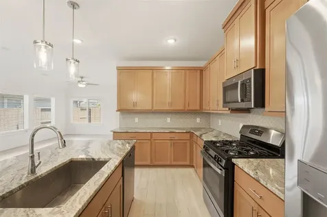 10035 Crescendo Way Iowa Colony TX 77583