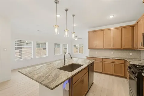 10035 Crescendo Way Iowa Colony TX 77583