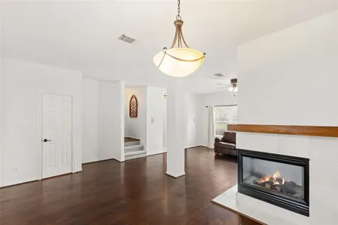 2049 Glencove Drive Seabrook TX 77586