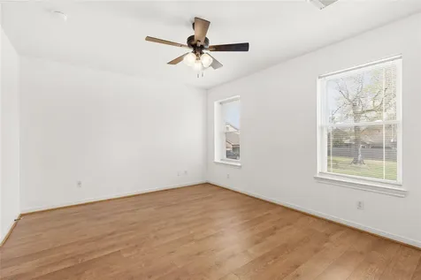 2049 Glencove Drive Seabrook TX 77586