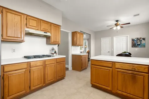 34 Plum Blossom Place The Woodlands TX 77381