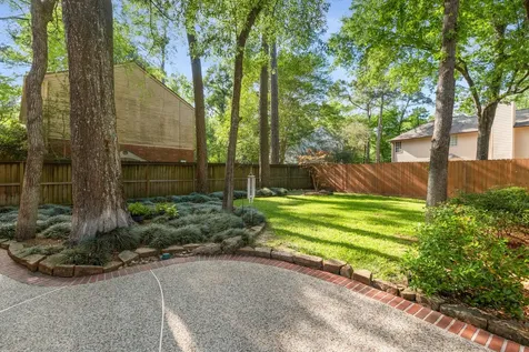 34 Plum Blossom Place The Woodlands TX 77381