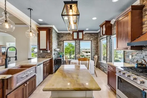 126 E Shore Drive Clear Lake Shores TX 77565