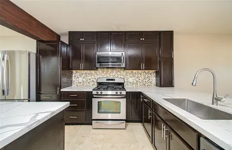 11719 Cabot Hill Street Houston TX 77044