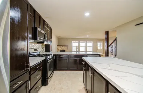 11719 Cabot Hill Street Houston TX 77044