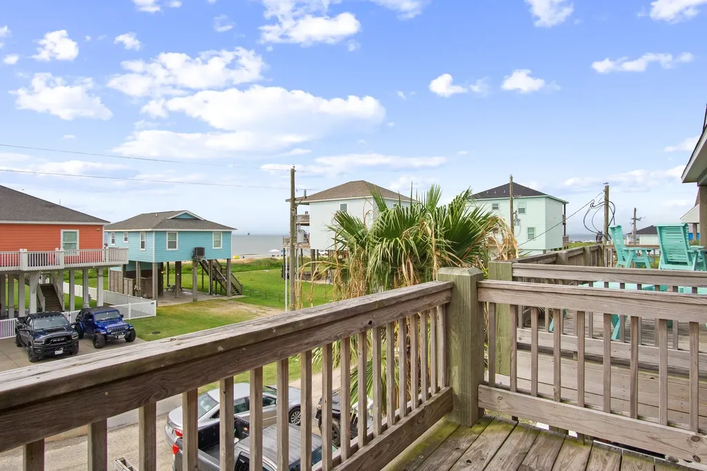 1819 Redfish Lane Crystal Beach TX 77650