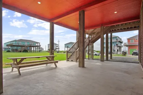 1819 Redfish Lane Crystal Beach TX 77650