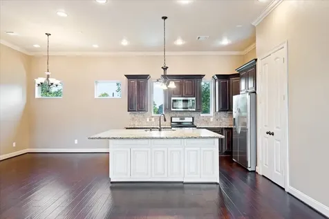 1520 Amundsen Street Houston TX 77009