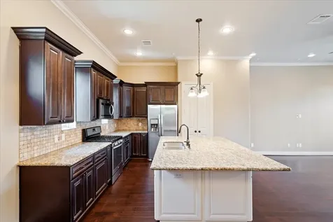 1520 Amundsen Street Houston TX 77009