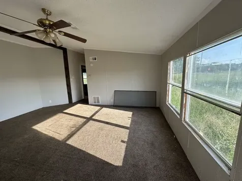 102 Gt Bailey Street Van Alstyne TX 75495