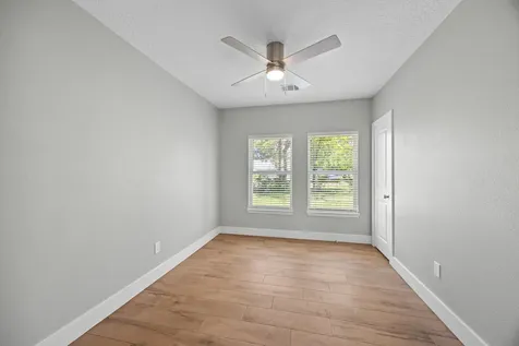 3916 Kennon Street Houston TX 77009