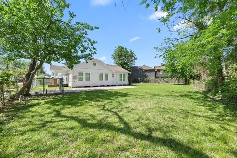 3916 Kennon Street Houston TX 77009