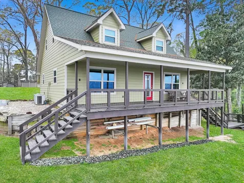 270 Andrew Jackson Circle Hemphill TX 75948
