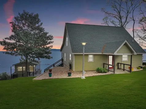 270 Andrew Jackson Circle Hemphill TX 75948