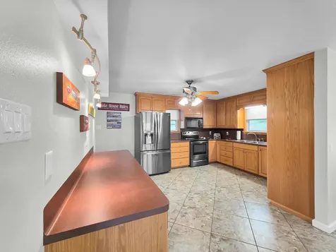 270 Andrew Jackson Circle Hemphill TX 75948