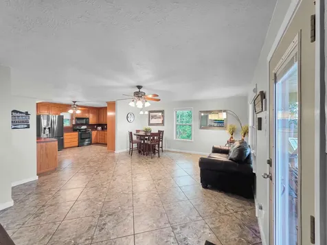 270 Andrew Jackson Circle Hemphill TX 75948