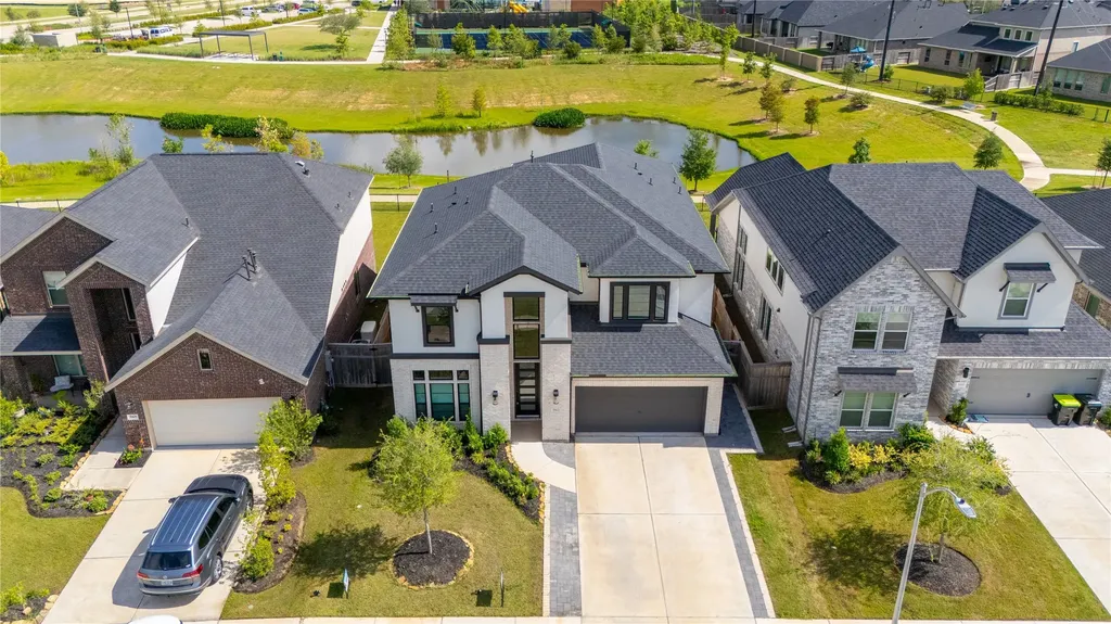 31422 Beacon Cove Trail Fulshear TX 77441