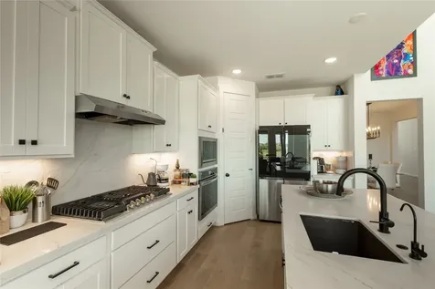 31422 Beacon Cove Trail Fulshear TX 77441