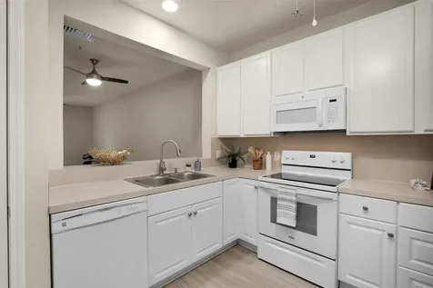 2815 Kings Crossing Drive 102 Houston TX 77345