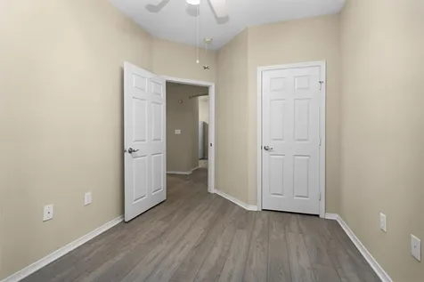 2815 Kings Crossing Drive 102 Houston TX 77345