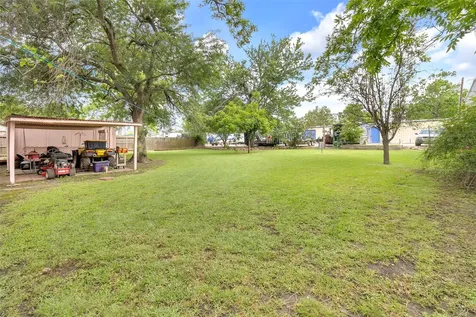 120 Willow Street Humble TX 77338