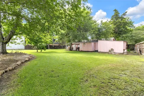 120 Willow Street Humble TX 77338