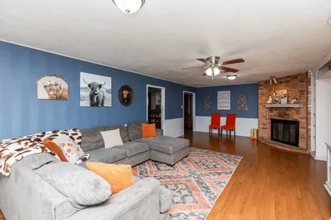 156 County Road 818 Buna TX 77612