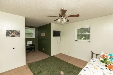 156 County Road 818 Buna TX 77612