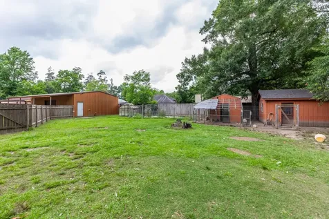 156 County Road 818 Buna TX 77612
