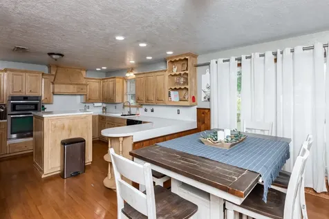 156 County Road 818 Buna TX 77612