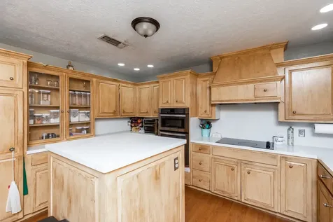 156 County Road 818 Buna TX 77612