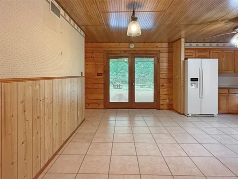 1517 County Road 4250 Woodville TX 75979