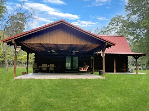 1517 County Road 4250 Woodville TX 75979