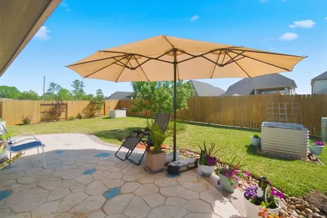 1409 Northwood Bluff Lane Pinehurst TX 77362