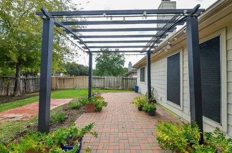 2418 Honey Locust Drive Katy TX 77449
