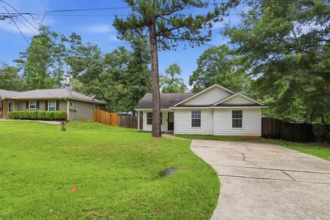 10793 Royal Magnolia Drive Conroe TX 77303