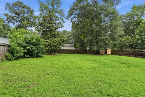 10793 Royal Magnolia Drive Conroe TX 77303